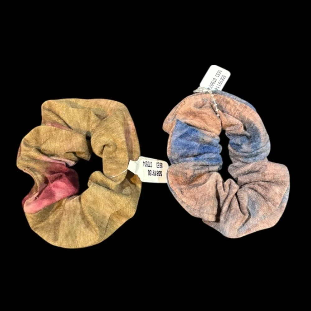 Free People Still ft Scrunchie Set of Two NWT